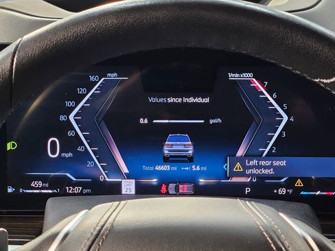 Used 2025 BMW X7 xDrive40i image 15