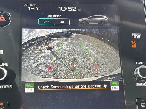 Used 2023 Subaru Ascent Premium w/ Convenience Package image 19