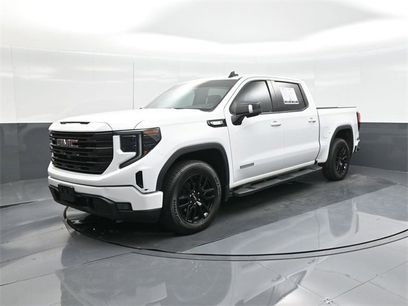 Used 2022 GMC Sierra 1500 Elevation w/ Elevation Premium Package
