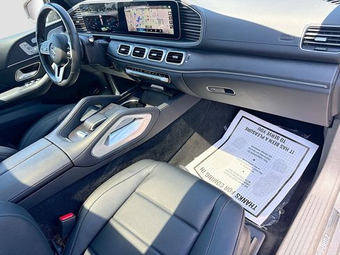 Used 2021 Mercedes-Benz GLS 450 4MATIC image 15