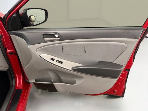 Used 2015 Hyundai Accent GS image 31