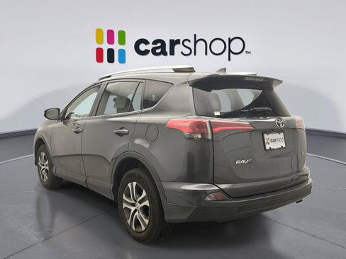Used 2016 Toyota RAV4 LE FWD image 2