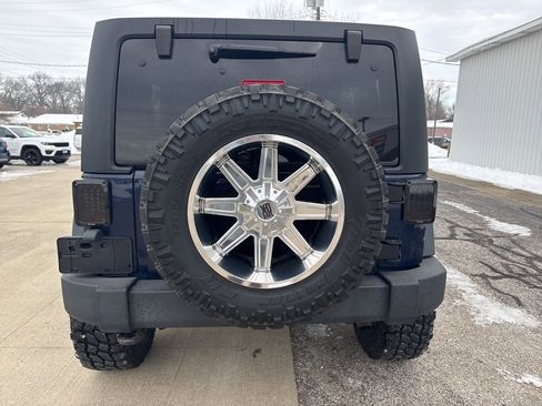 Used 2013 Jeep Wrangler Unlimited Sport image 5