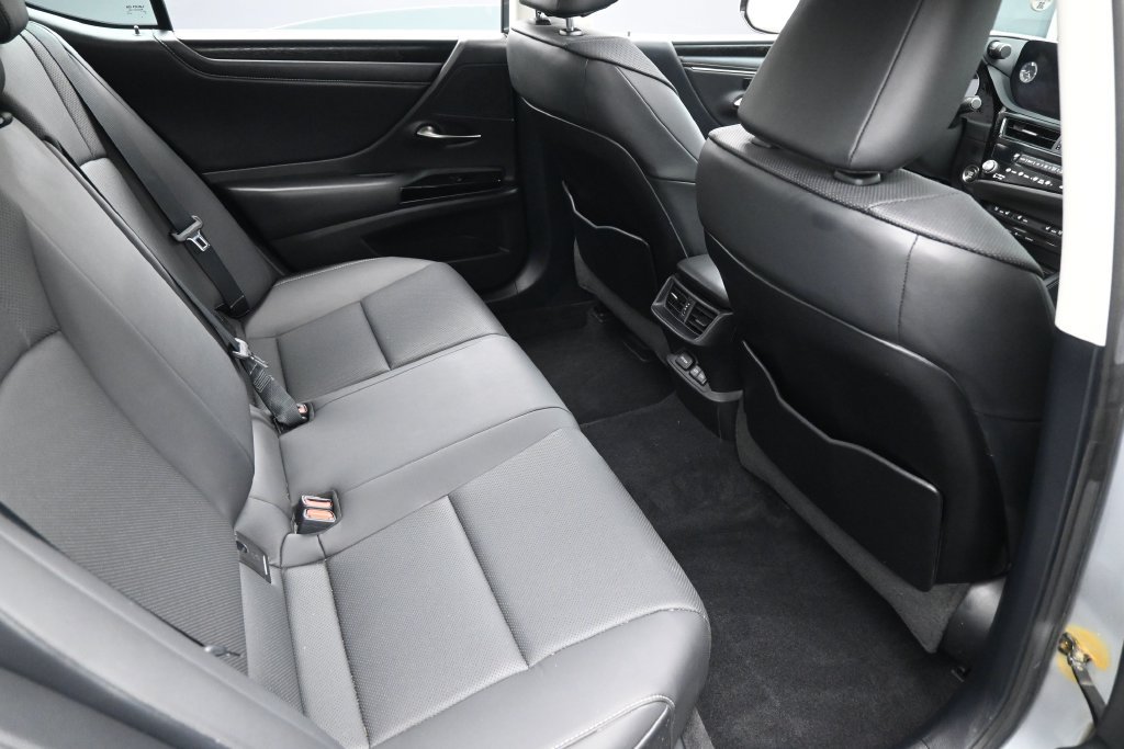 Used 2022 Lexus ES 350 w/ ES 350 Ultra Luxury Package FWD image 21
