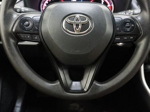 Certified 2025 Toyota RAV4 XLE FWD image 24