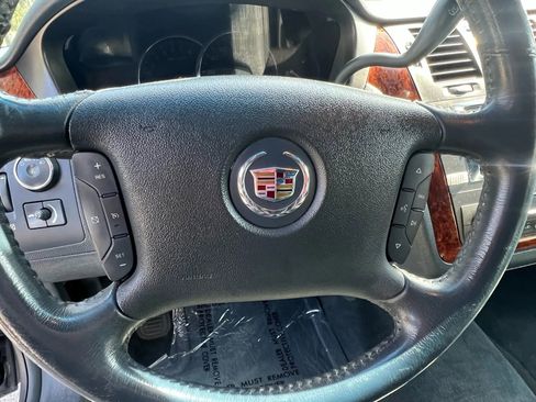 Used 2006 Cadillac DTS image 26