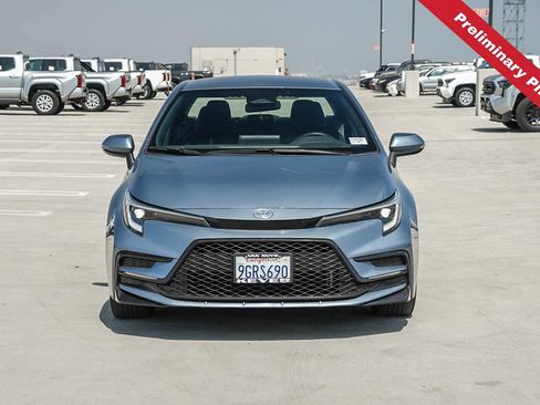 Used 2023 Toyota Corolla SE w/ Carpet Mat Package (TMS) FWD image 2