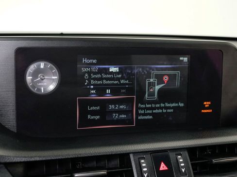 Used 2020 Lexus ES 300h 300h w/ Premium Package image 17