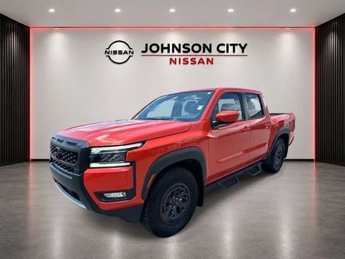 Used 2025 Nissan Frontier Pro-X RWD image 9