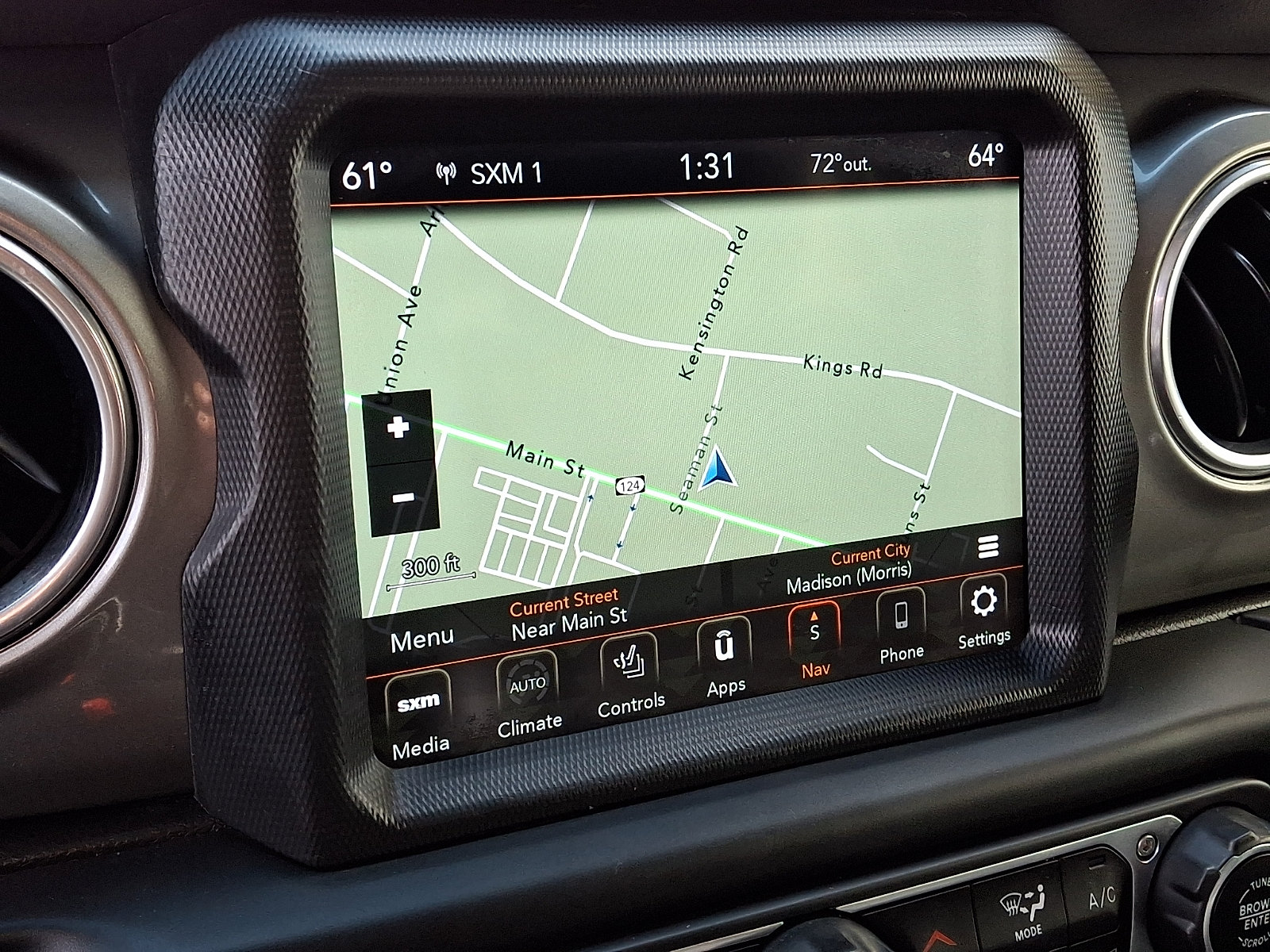 Used 2019 Jeep Wrangler Unlimited Sahara AWD/4WD image 16