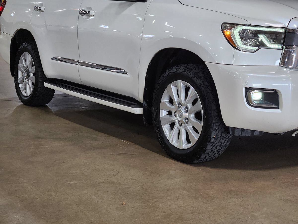 Used 2020 Toyota Sequoia Platinum RWD image 16