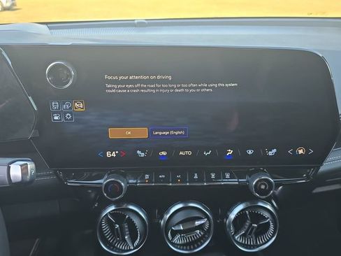 Used 2024 Chevrolet Blazer EV LT image 20