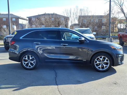 Used 2019 Kia Sorento SX w/ SX Touring Package image 2