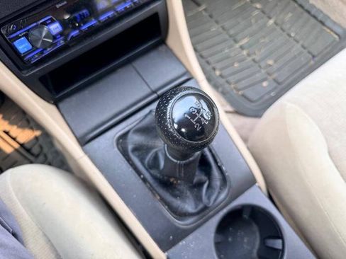 Used 2004 Honda Accord LX image 42