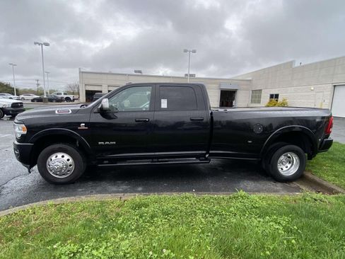 Used 2019 RAM 3500 Laramie image 5