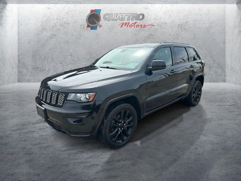 Used 2021 Jeep Grand Cherokee Laredo X AWD/4WD image 1