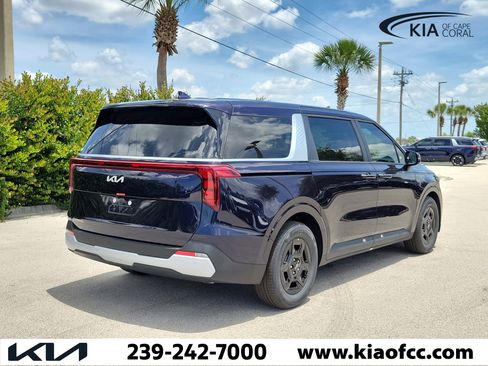 New 2026 Kia Carnival LX FWD image 6