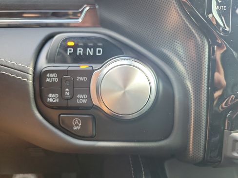 Used 2024 RAM 1500 Limited AWD/4WD image 23