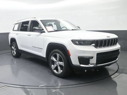 Used 2021 Jeep Grand Cherokee L Limited RWD image 9