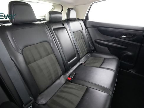 Used 2023 Nissan Ariya FWD image 5