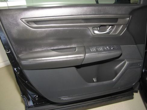 Certified 2024 Honda CR-V LX image 9