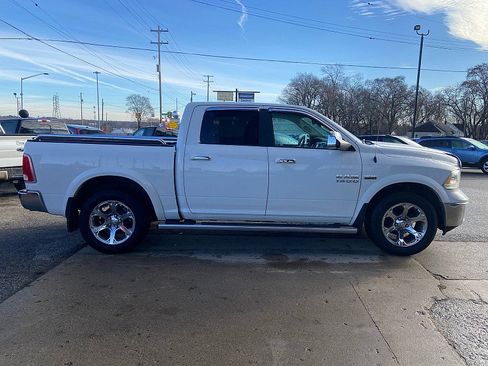 Used 2017 RAM 1500 Laramie image 5