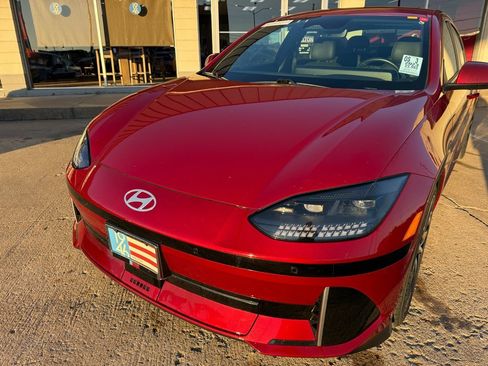 Used 2023 Hyundai Ioniq 6 SEL image 11