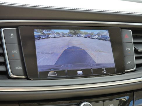 Used 2020 Buick Enclave Premium w/ Sun and Sites Package image 30