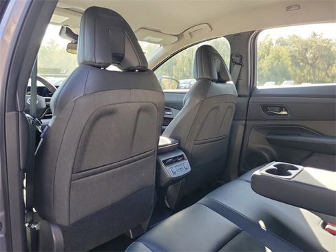 Certified 2023 Nissan Ariya ENGAGE+ e-4ORCE image 12