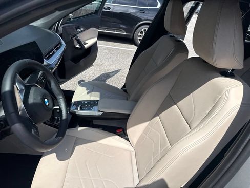Used 2025 BMW X1 xDrive28i w/ Convenience Package AWD/4WD image 3