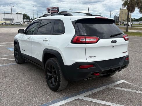 Used 2017 Jeep Cherokee Trailhawk w/ Comfort/Convenience Group image 5
