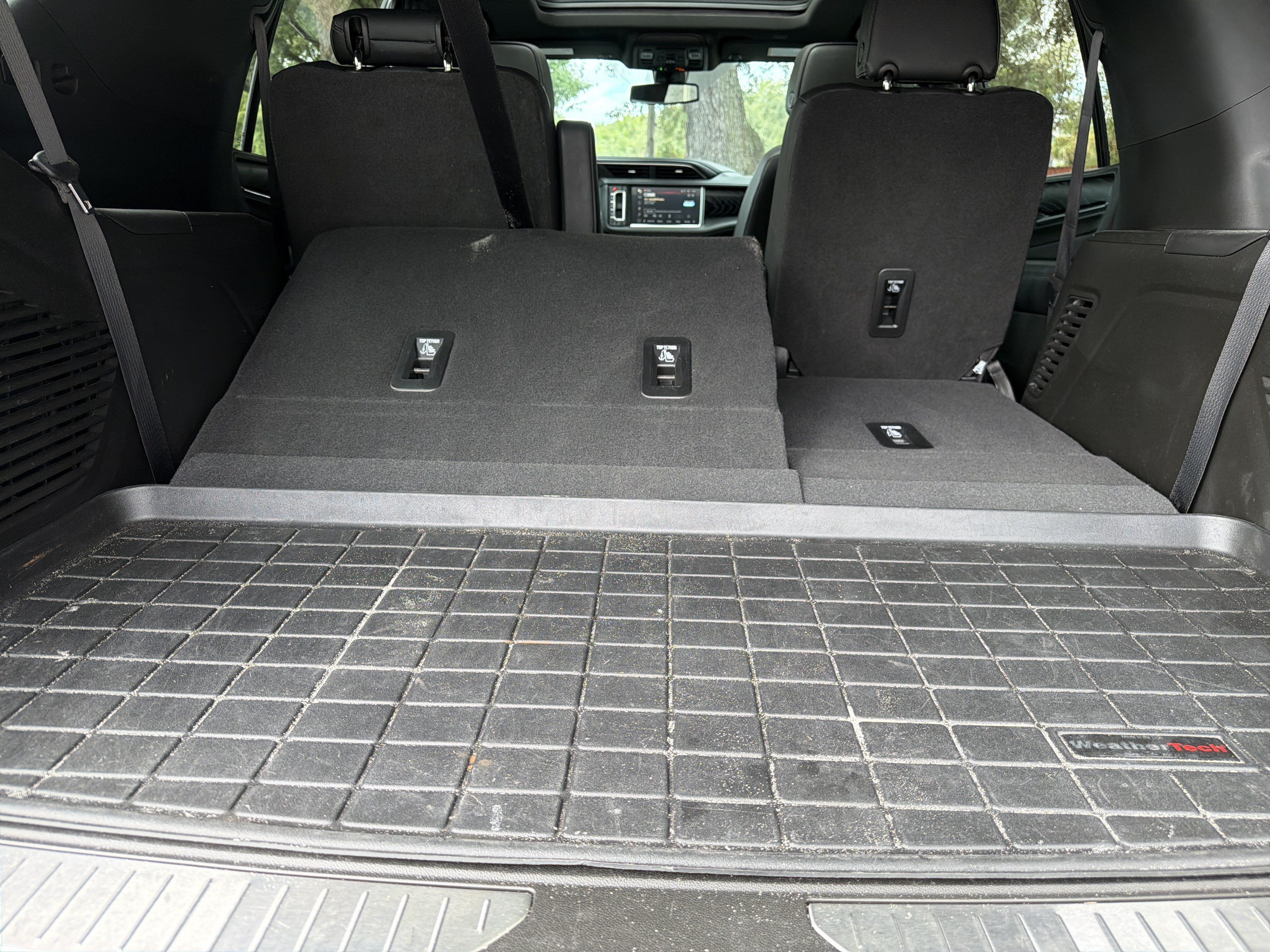 Used 2022 GMC Yukon Denali RWD image 53