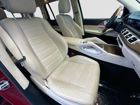 Used 2021 Mercedes-Benz GLS 450 4MATIC image 15