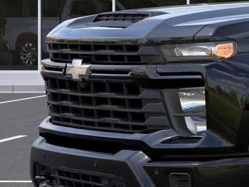 New 2025 Chevrolet Silverado 2500 Custom w/ Custom Value Package image 38