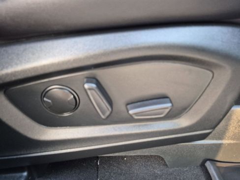 Certified 2023 Ford Explorer XLT w/ Equipment Group 202A image 27