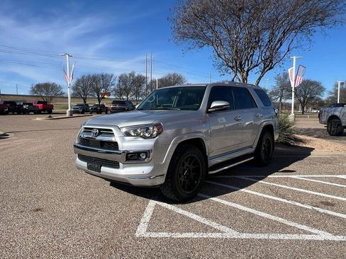 Used 2022 Toyota 4Runner Limited image 2