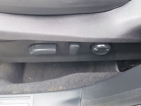 Used 2021 Subaru Forester Limited AWD/4WD image 14