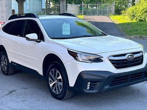 Certified 2022 Subaru Outback Premium AWD/4WD image 18