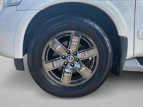 Used 2013 Nissan Armada Platinum w/ Platinum Reserve Pkg RWD image 10