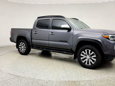 Used 2023 Toyota Tacoma Limited AWD/4WD image 3