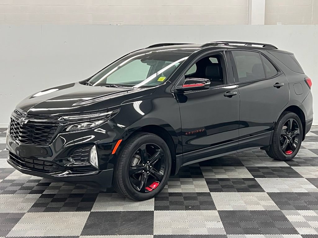 Used 2024 Chevrolet Equinox Premier w/ Redline Edition AWD/4WD image 3