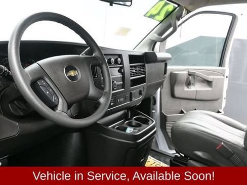 Used 2024 Chevrolet Express 3500 LS RWD image 21