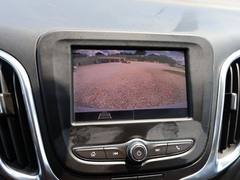 Used 2024 Chevrolet Equinox LT FWD image 13