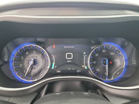 New 2026 Chrysler Pacifica Select image 23