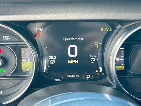 Used 2023 Jeep Wrangler Unlimited Rubicon 4xe w/ Cold Weather Group AWD/4WD image 12