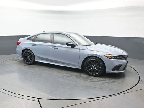 Certified 2024 Honda Civic Sport image 9