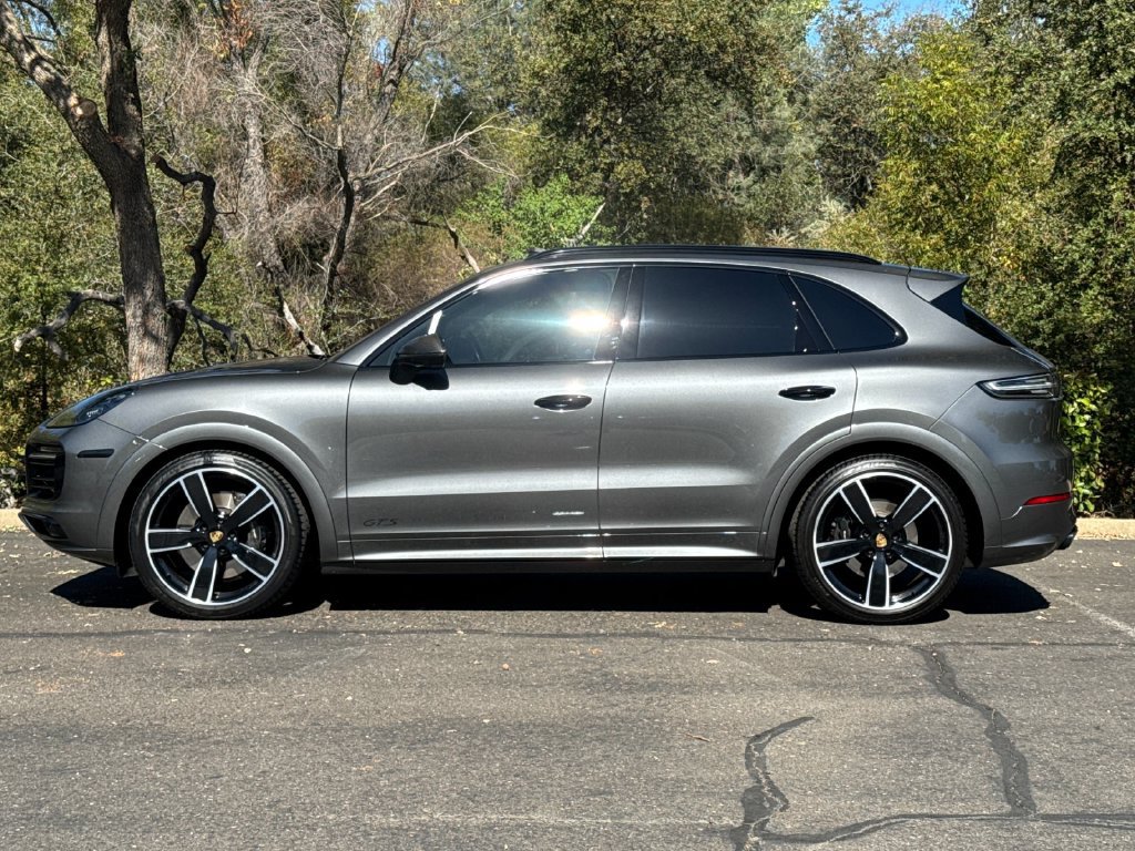 Used 2022 Porsche Cayenne GTS AWD/4WD image 8