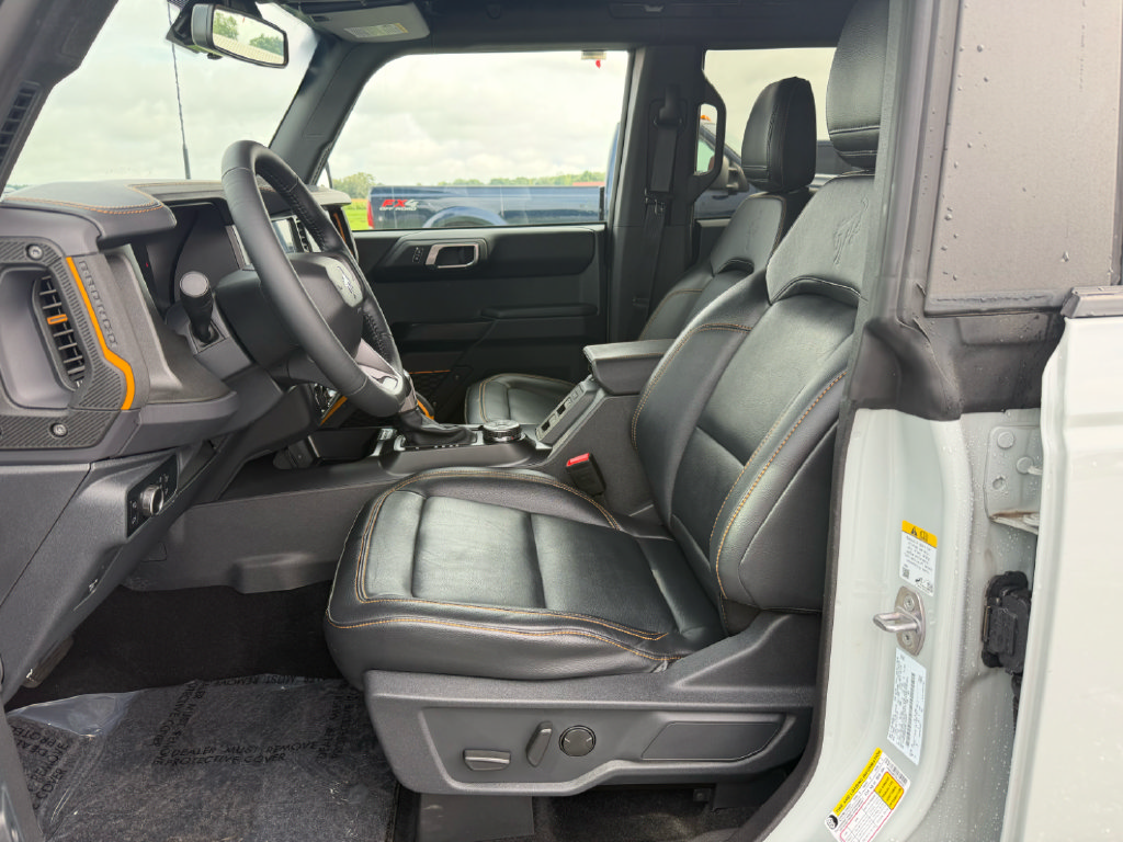 Certified 2024 Ford Bronco Badlands AWD/4WD image 12