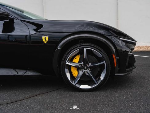 Used 2026 Ferrari Purosangue AWD/4WD image 8