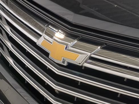 Used 2024 Chevrolet Equinox Premier AWD/4WD image 15